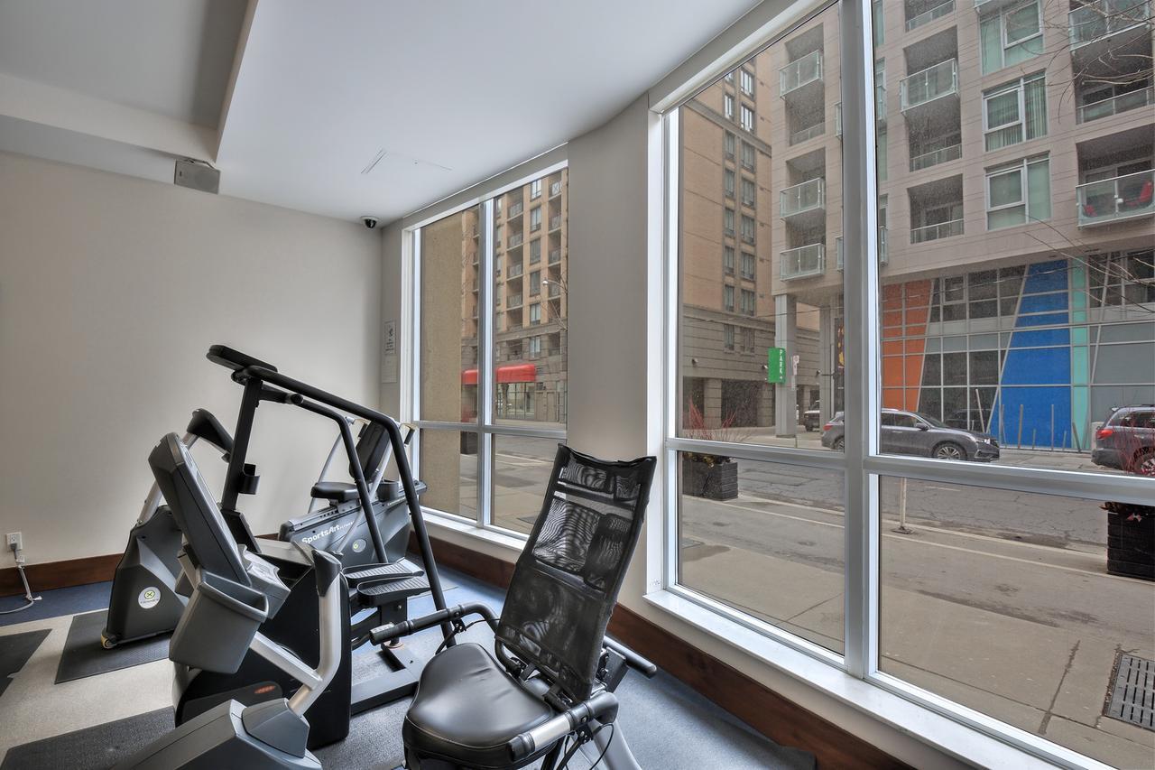 Toronto Luxury Accommodations - Qwest Kültér fotó