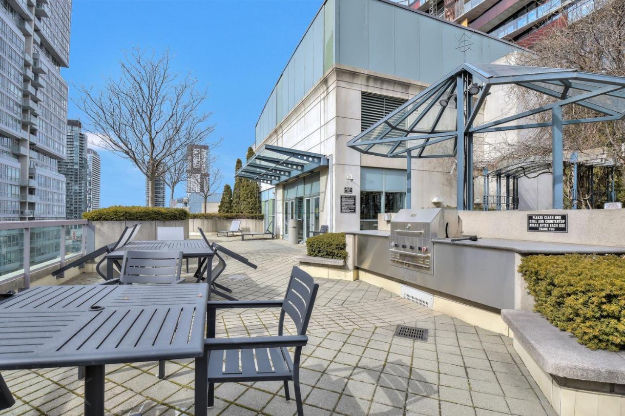 Toronto Luxury Accommodations - Qwest Kültér fotó